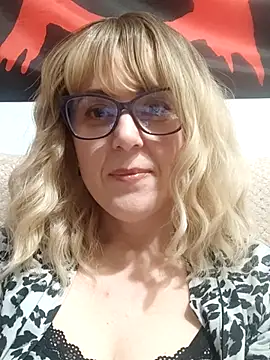 Amelialove42 online show from March 2026 08:59:01 PM