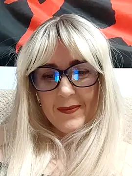 Amelialove42 online show from December 2025 06:45:02 PM