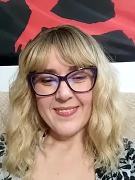 Amelialove42 online show from February 2026 07:33:01 PM