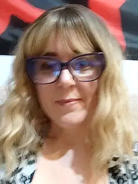 Amelialove42 online show from March 2026 07:47:01 PM