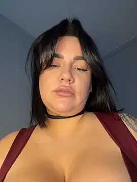 SwittieKendra online show from November 2025 06:50:01 AM