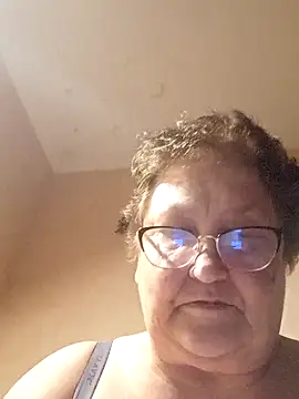 Katherine735 online show from May 2026 06:38:01 PM