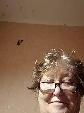 Snapshot of Katherine735 chatting on November 2025 12:49:02 AM Katherine735 online show from November 2025 12:49:02 AM