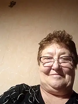 Katherine735 online show from April 2026 07:41:02 PM