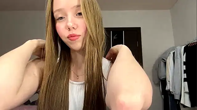 AntoniaMoravick online show from October 2025 07:22:01 PM