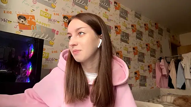 Snapshot of LingNikkel chatting on October 2025 10:14:02 AM LingNikkel online show from October 2025 10:14:02 AM