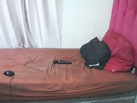 Kelly-001 online show from October 2025 12:59:01 PM