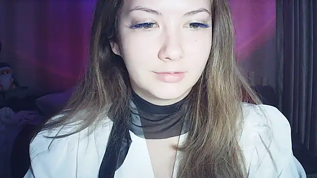 MoodieMira online show from March 2026 10:50:01 PM