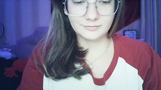 Snapshot of MoodieMira chatting on November 2025 09:26:02 PM MoodieMira online show from November 2025 09:26:02 PM