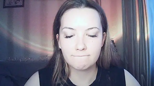 MoodieMira online show from February 2026 02:24:01 PM