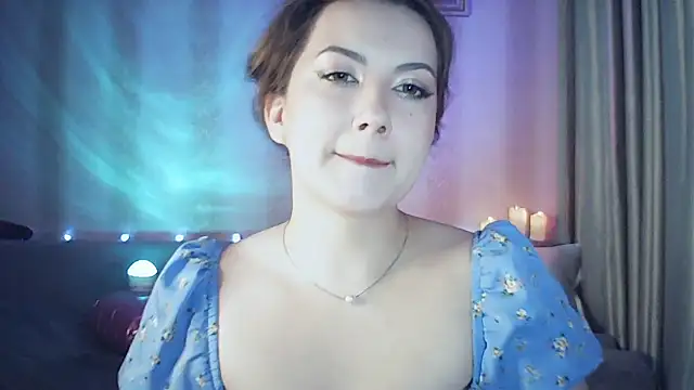 MoodieMira online show from February 2026 08:22:02 PM