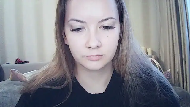 MoodieMira online show from February 2026 02:05:01 PM