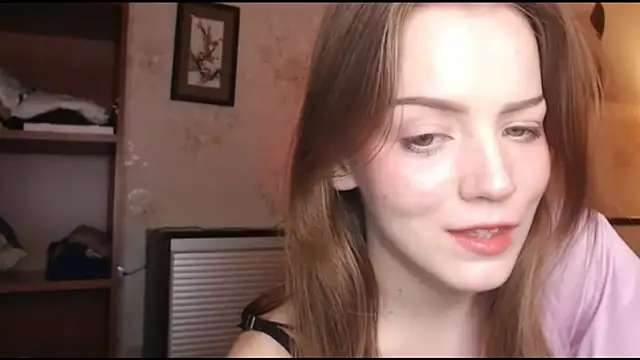 Olivia Mensy online show from October 2025 10:32:02 PM