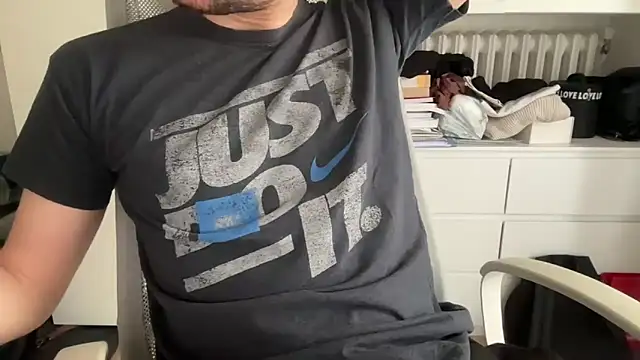 Snapshot of matrixx_9 chatting on October 2025 01:08:01 PM matrixx 9 online show from October 2025 01:08:01 PM