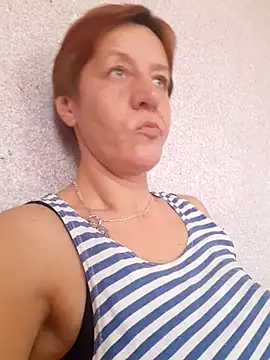 MiaSunni2334 online show from October 2025 10:40:02 AM