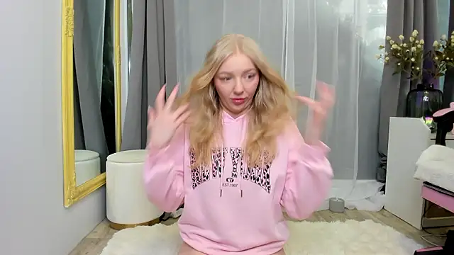 SundyRose online show from March 2026 07:41:01 AM