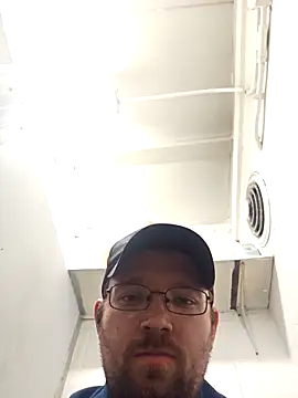 dakotafail92 online show from October 2025 08:32:01 PM
