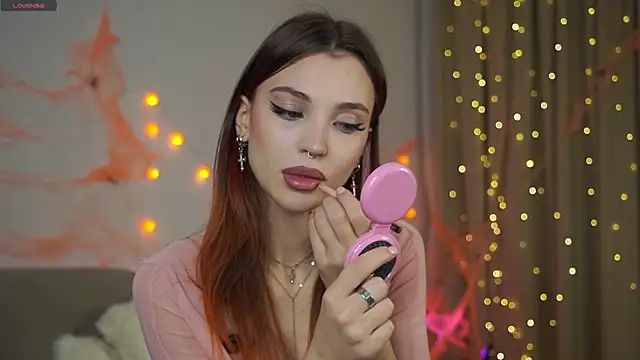 Snapshot of beckymadsons chatting on November 2025 01:11:01 PM beckymadsons online show from November 2025 01:11:01 PM