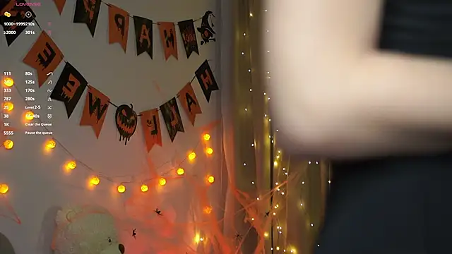 Snapshot of beckymadsons chatting on November 2025 02:11:01 PM beckymadsons online show from November 2025 02:11:01 PM