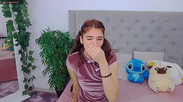 ArielLoove online show from November 2025 06:35:01 AM