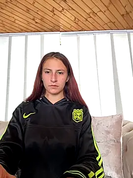 Snapshot of Im_scarlett18 chatting on November 2025 04:02:02 PM Im scarlett18 online show from November 2025 04:02:02 PM