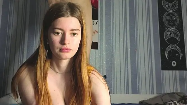 EmiliaCouple online show from April 2026 04:30:01 PM