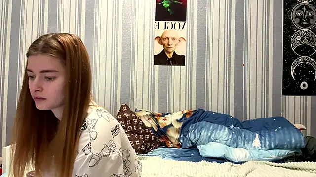 EmiliaCouple online show from March 2026 05:47:02 PM