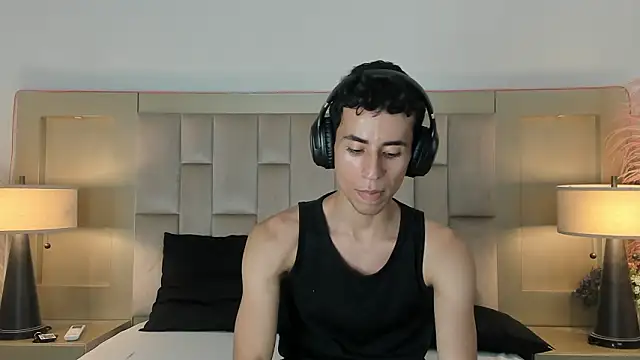 Zahir Ashar online show from March 2026 10:54:01 PM