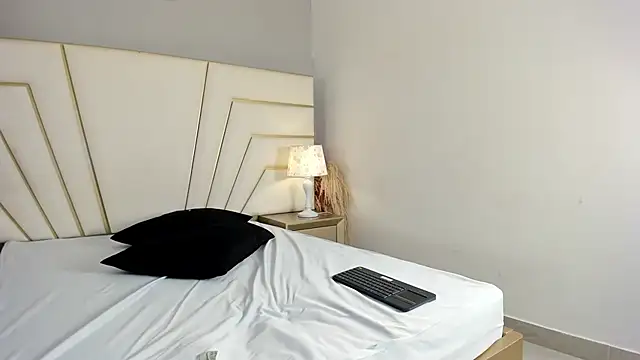 Zahir Ashar online show from October 2025 11:20:02 AM