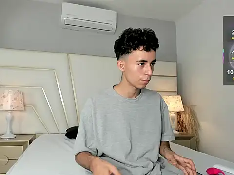 Zahir Ashar online show from November 2025 11:15:02 AM