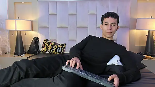 Zahir Ashar online show from March 2026 01:51:01 AM