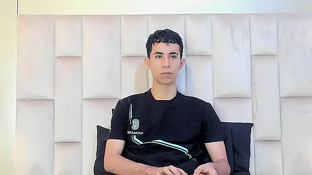 Zahir Ashar online show from March 2026 12:39:01 AM