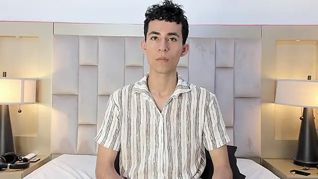 Zahir Ashar online show from March 2026 12:11:02 AM