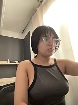 angie rousse  online show from November 2025 01:25:02 PM