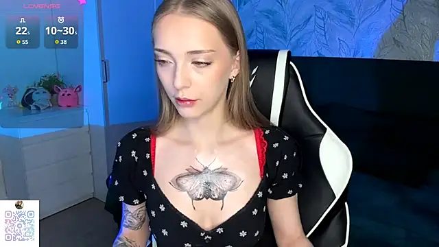 EvaPeace online show from November 2025 05:35:01 PM