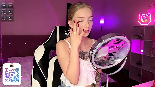 EvaPeace online show from February 2026 08:17:02 PM