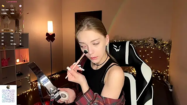 EvaPeace online show from January 2026 07:09:01 PM