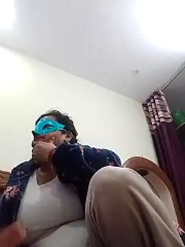 Honey-26 online show from November 2025 08:26:02 AM