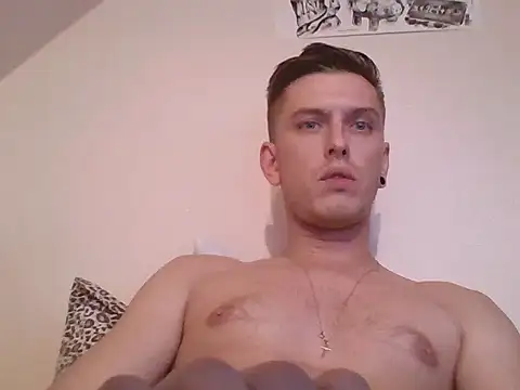 Snapshot of kinkyalecx chatting on November 2025 04:00:02 PM kinkyalecx online show from November 2025 04:00:02 PM