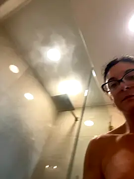 carothepro online show from October 2025 02:38:01 PM