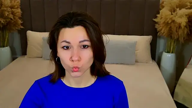 EdenSolis online show from February 2026 10:04:02 AM