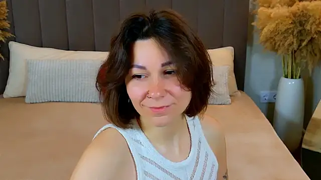 EdenSolis online show from May 2026 09:41:01 AM