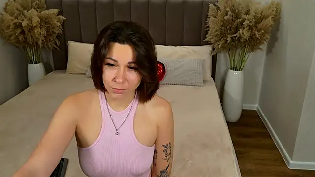 EdenSolis online show from November 2025 08:07:02 AM