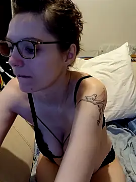 labellerose online show from January 2026 06:00:01 PM