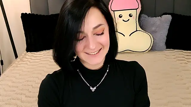 BaileeLynn online show from May 2026 12:00:02 PM