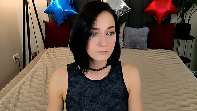 BaileeLynn online show from July 2026 01:04:02 PM