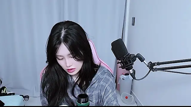 MISA 02 online show from January 2026 12:01:01 PM