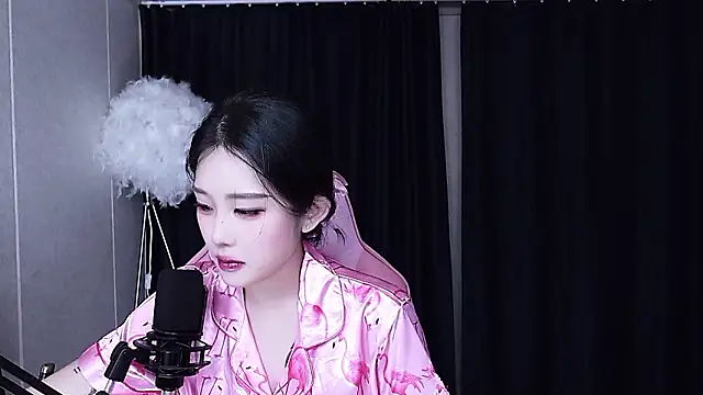 MISA 02 online show from October 2025 12:04:02 PM