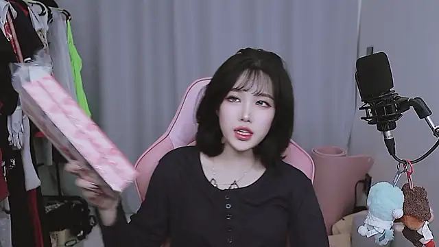 MISA 02 online show from April 2026 09:15:01 AM