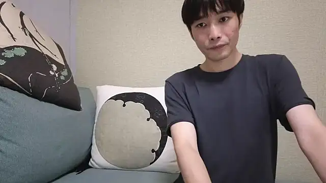 Snapshot of natesui chatting on October 2025 12:09:01 AM natesui online show from October 2025 12:09:01 AM